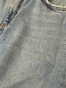 Light Wash Ripped Jeans