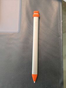 Logitech Crayon Apple Pencil