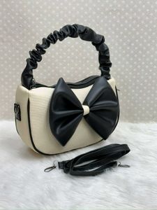 Cute Bow Handbag