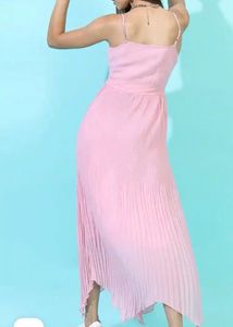 Chic Pink Pleated Maxi Dress