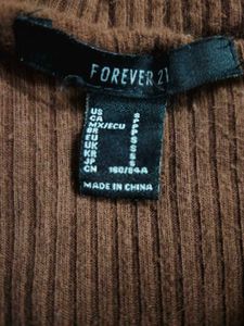 Forever 21 Ribbed Collared Crop Top