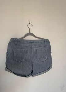 Mast &amp; Harbour- Dark &amp; Light Wash Denim Shorts - 2