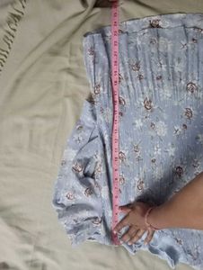Charming Blue Floral Tunic Top