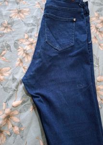 Classic High-Waisted Blue Jeans