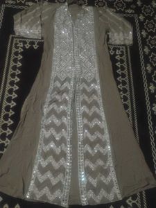 Embellished Kurta Set with Pants