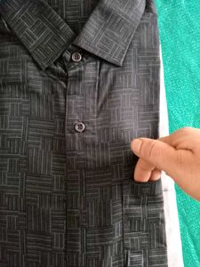 Stylish Geometric Print Button-Down Shirt
