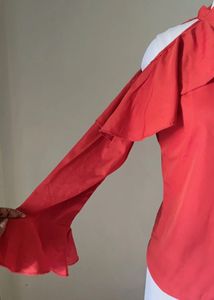 Chic Cold Shoulder Ruffle top