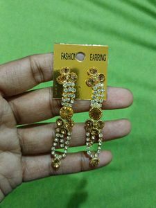 Earings Total Five Sets..Not Used Even Single Time
