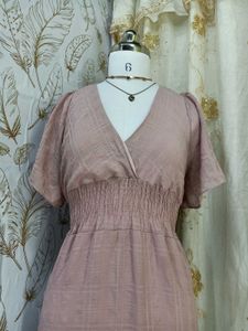 Chic V-Neck Midi Dress