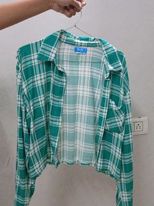 Green Plaid Cropped Shirt