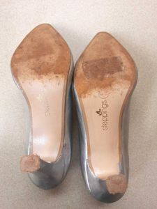 🔥LOWEST PRICE🔥 Stepping Embellished Heeled Pumps