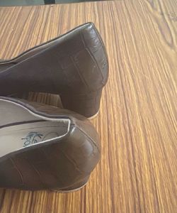 black Velvet and Brown Bow Heels