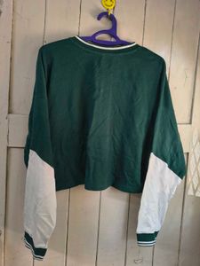 Oversized crop top by the souled store 💚