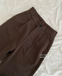 Wide Leg Pleated Pants