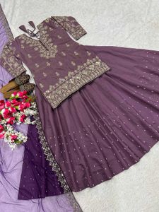 🆕️🆕️Lehenga With Long Top And Dupatta