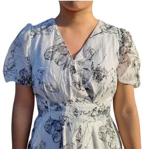 Elegant Floral Midi Dress