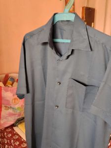 Men's Short Sleeve Shirts (2)