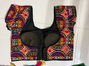 navratri pink kutchi work ghagra choli