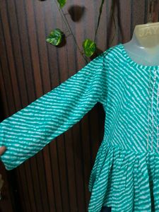 Stylish Teal &amp; White Kurta Set with pant