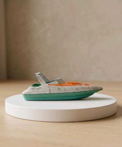 Retro Toy Speedboat / Scale Model
