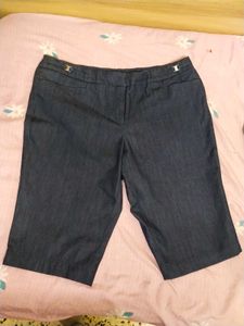 Dark Wash y2k Capris