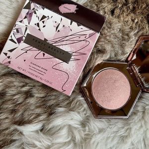Fenty Beauty Diamond Bomb Highlighter