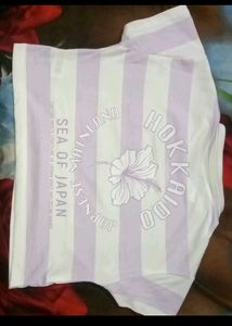 Y&amp;F Tshirt