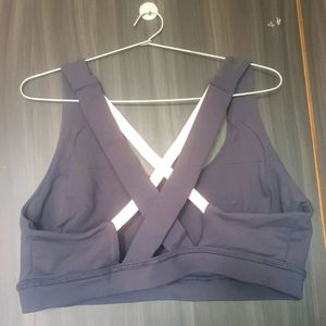 4 Straps Sports Bra
