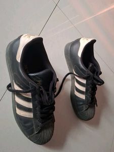 Adidas Superstar Sneakers