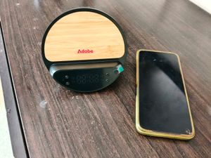 Table Clock - 15W Wireless Charger
