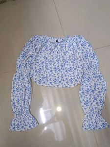Floral Print Puff Sleeve Top🫧🌀