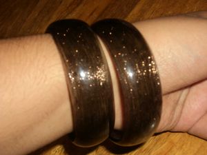 Black and Gold Glass bangles