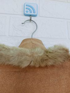Tan Sleeveless Fur Collar Top