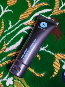 SUGAR Cosmetics - Pore Exfoliating Scrub - Enriche