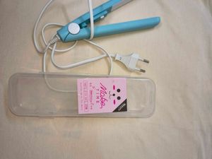 Mini Hair Straightener