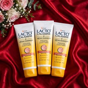 Lacto Calamine Ubtan Facewash - Pack of 3