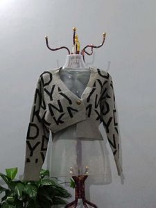 Stylish Graphic Knit Cardigan