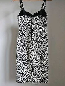 Chic Black &amp; White Animal Print Dress