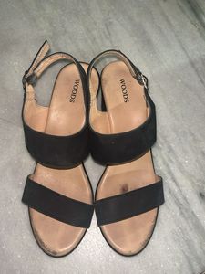 Woods Black Sandals