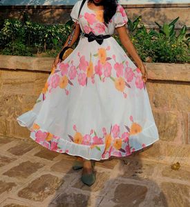 Flowy Floral Print Maxi Dress