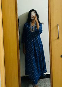 Elegant Blue Kurta Set with Foil Print