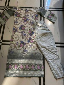 Floral Print Kurta and Pants Set