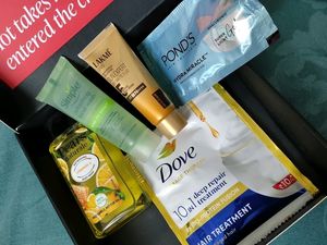 Skincare & Haircare Kit