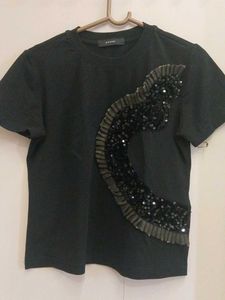 Stylish Black Sequin Embellished T-Shirt
