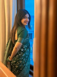 Elegant Green Silk Saree with Intricate Weave