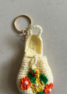 wollen back pack key ring