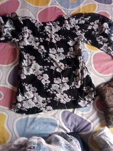 Elegant Black Floral Print top