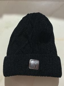 Black Knit Beanie Hat