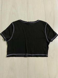 H&amp;M Cute Black Crop Top