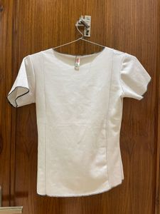 Set of 2 Cropped Tops